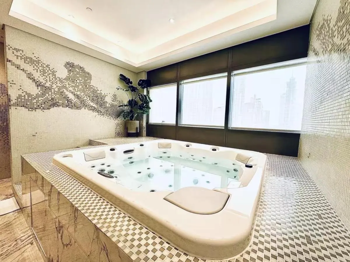 Apartment Ferienwohnung Stunning Burj Views - Highest Infiniti Pool Dubai Vereinigte Arabische Emirate