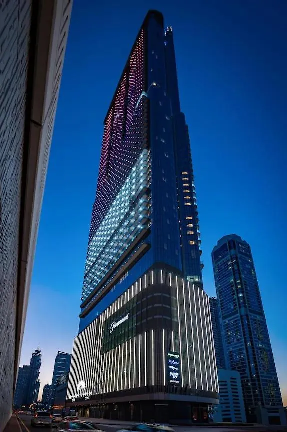 Ferienwohnung Stunning Burj Views - Highest Infiniti Pool Dubai